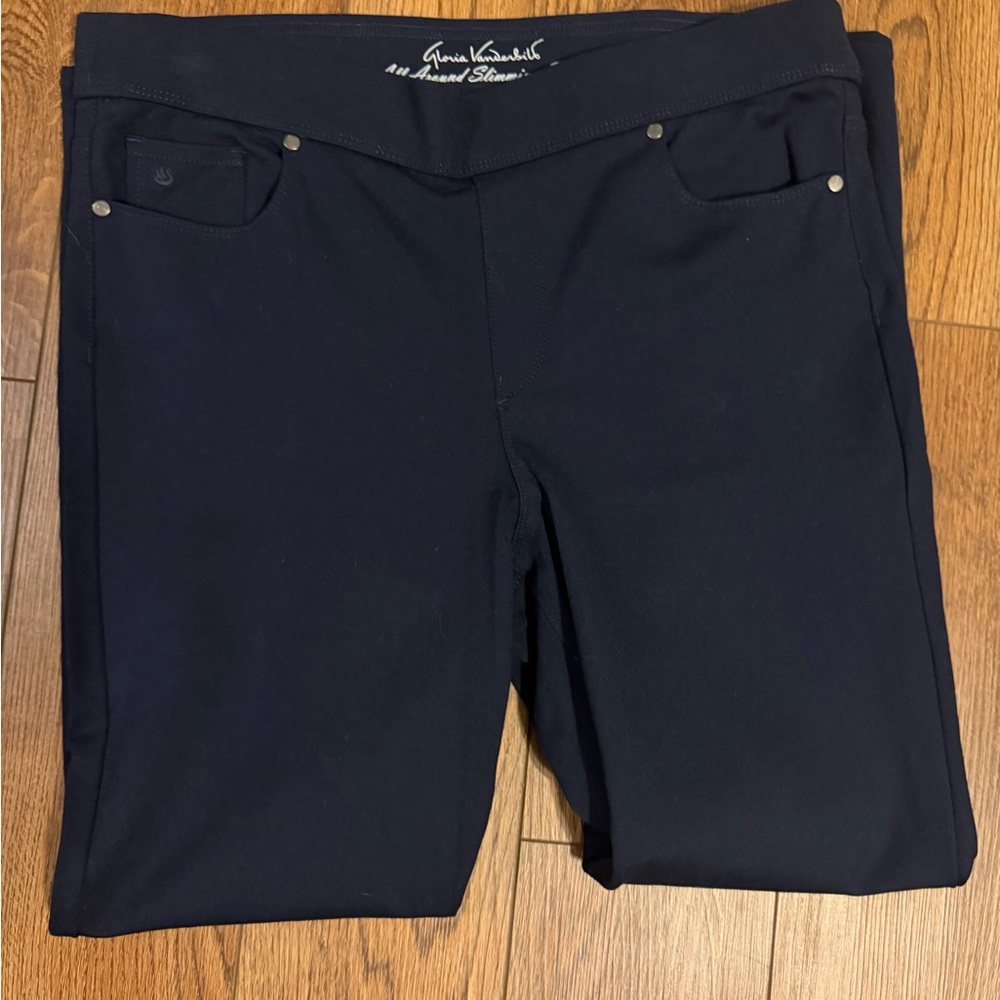 Gloria Vanderbilt Avery Navy Slimming Pants